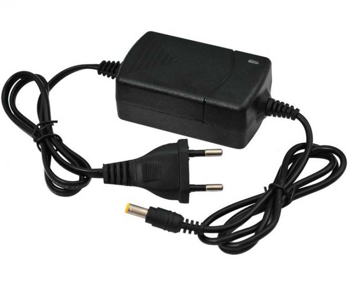 ΤΡΟΦΟΔΟΤΙΚΟ POWERTECH HT2000-D 12V 2A